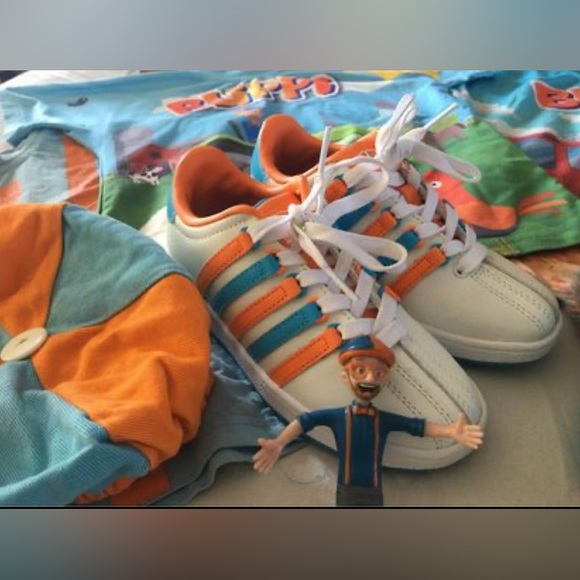 Blippi Lot - Picture 2 of 3